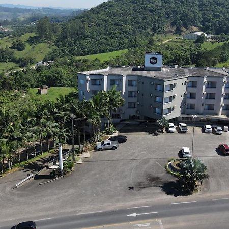 Real Nob Hotel Orleães Exterior foto